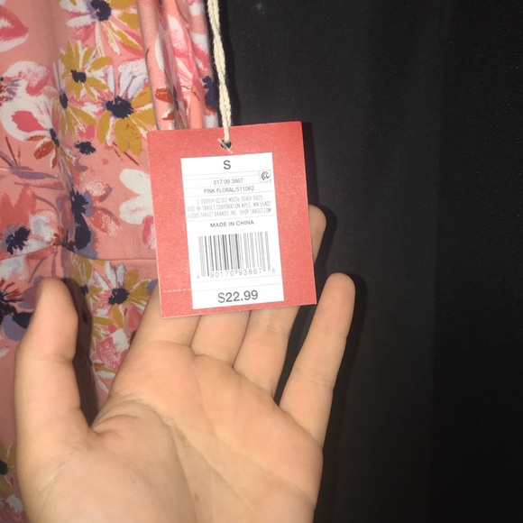 Dress w tags - Picture 2 of 2